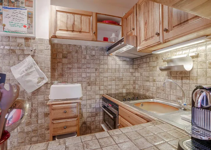 1850 : Skis Aux Pieds, 4-6 Pers, Parking, Wifi Inclus - Fr-1-575-61 كورشوفيل